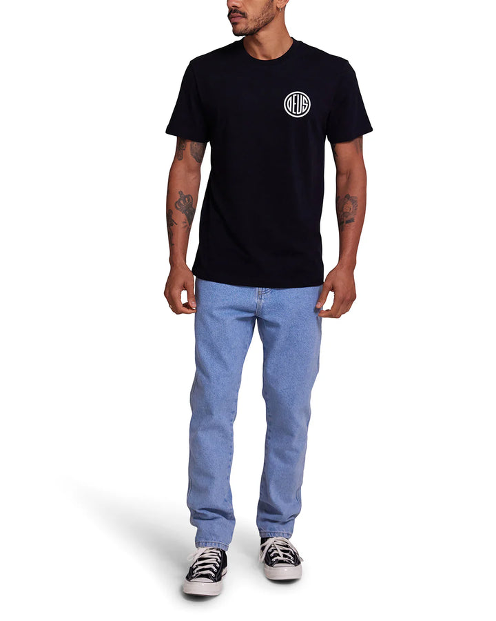 Deus Clutch Tee