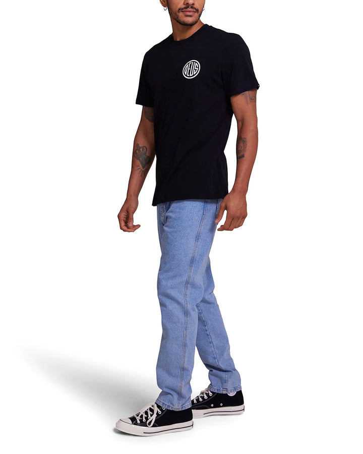 Deus Clutch Tee