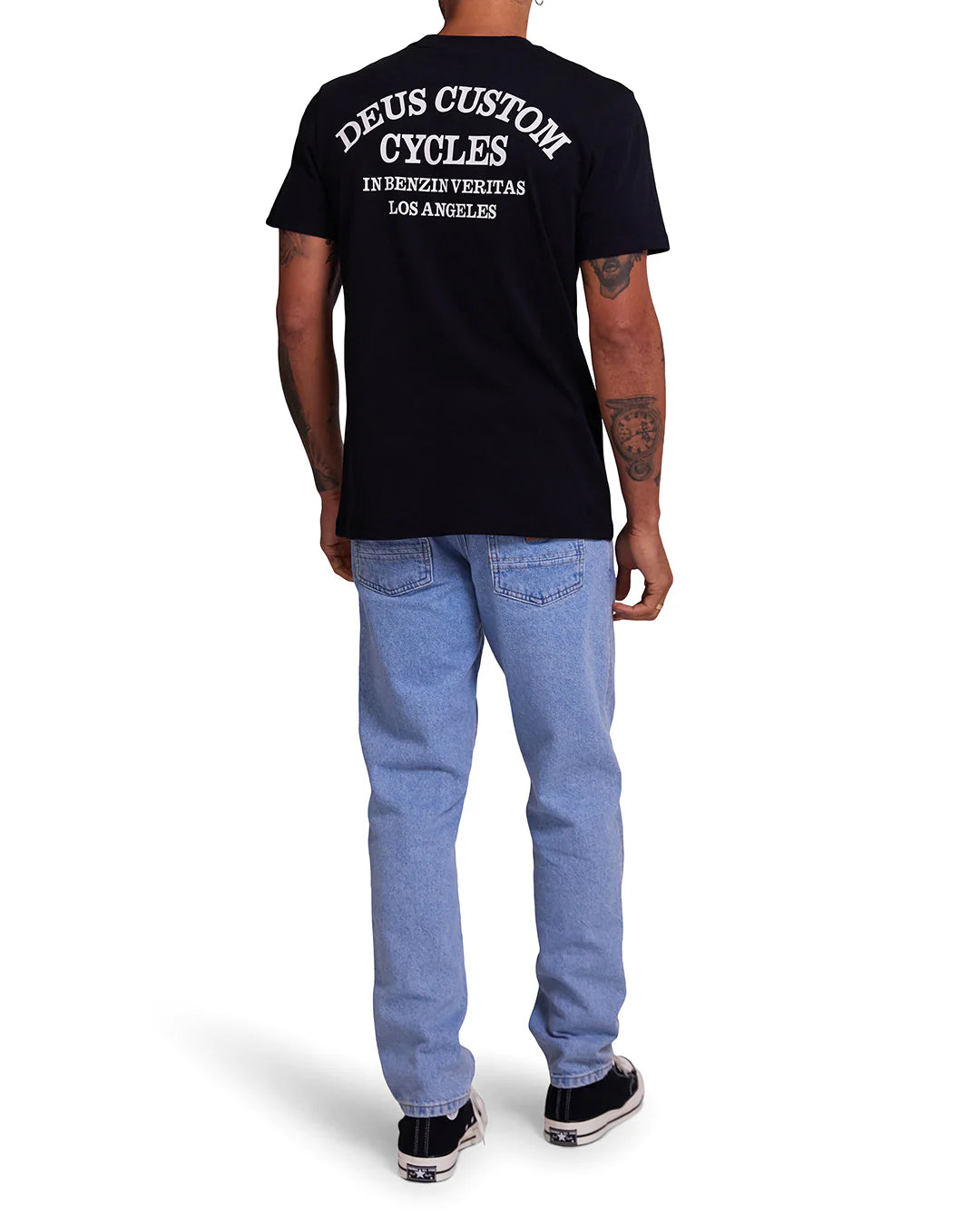 Deus Clutch Tee