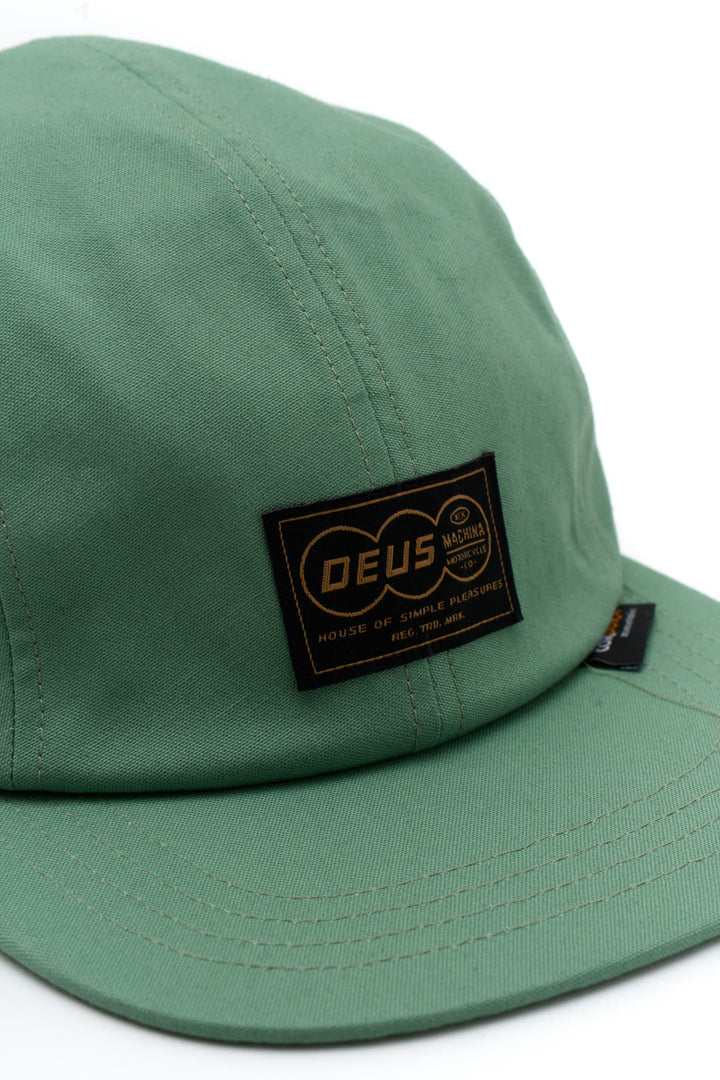 Deus Terrace 4 Panel Cap