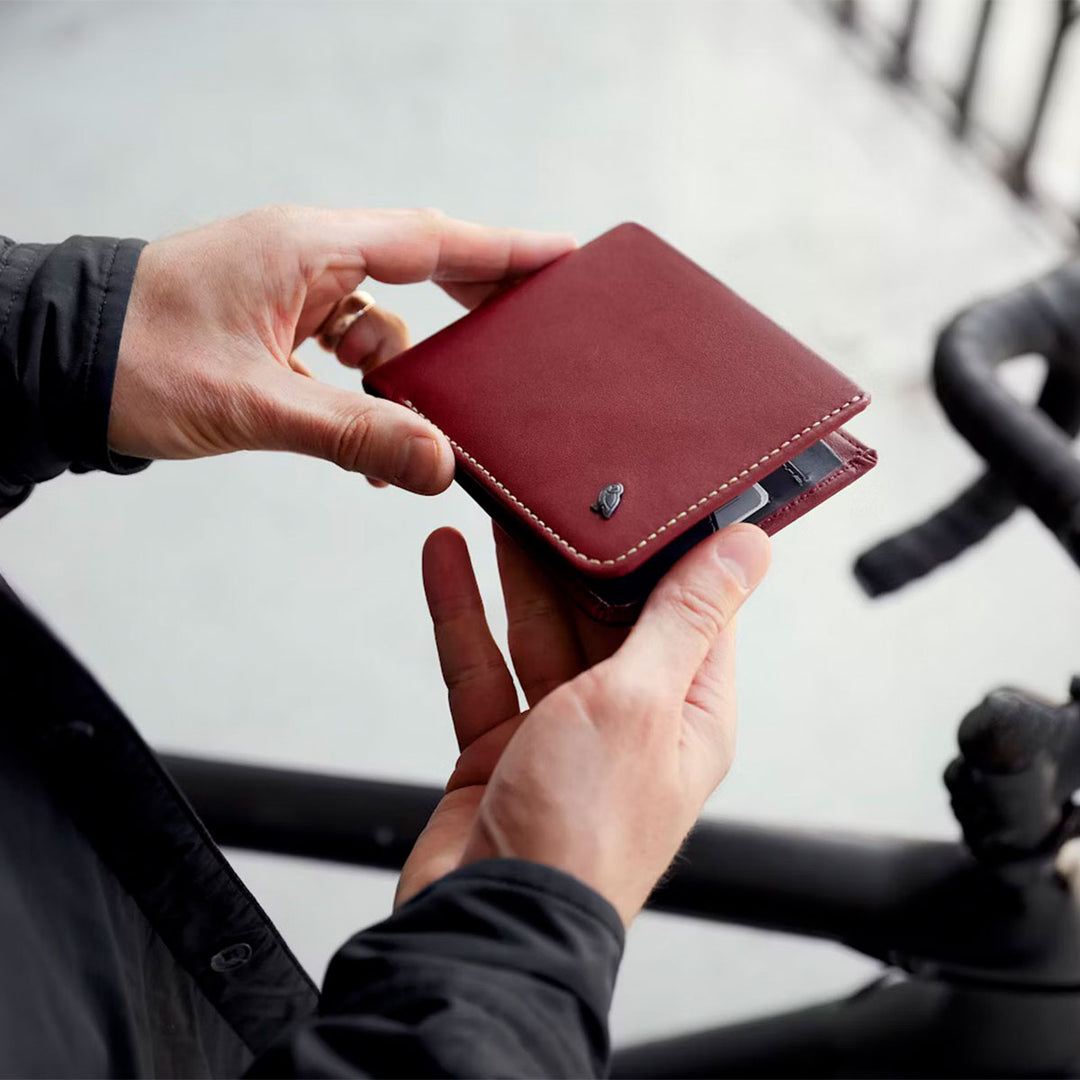 Bellroy Hide & Seek Lo