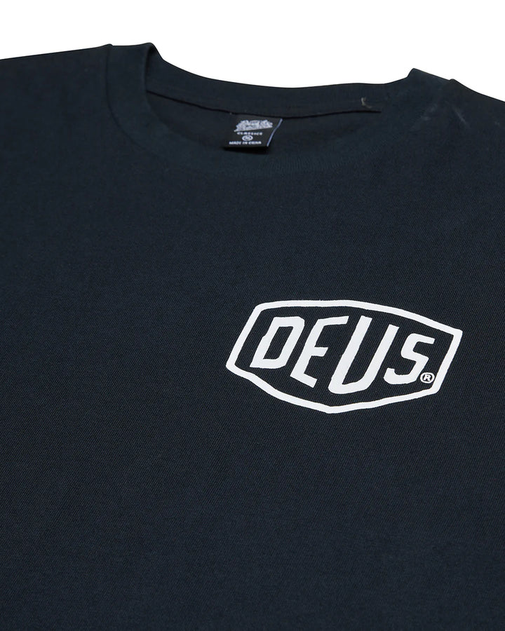 Deus Frontage Tee