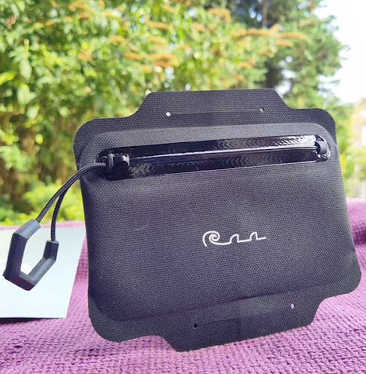 Submerge Submersible Wallet Pack