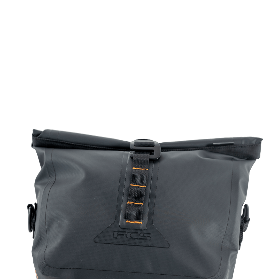 FCS GO - Light Pioneer Pouch 2L - Gowings Pacific Trader